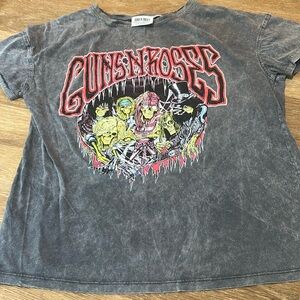 Guns N’ Roses Zombie Graphic Tee